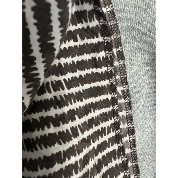 TORY BURCH SLEEVELESS SILK BLEND BLOUSE TANK TOP WOMENS SIZE 4 GEOMETRIC - Picture 10 of 10